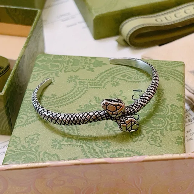 Gucci Pulsera con motivo de serpiente en plata y dorado 3