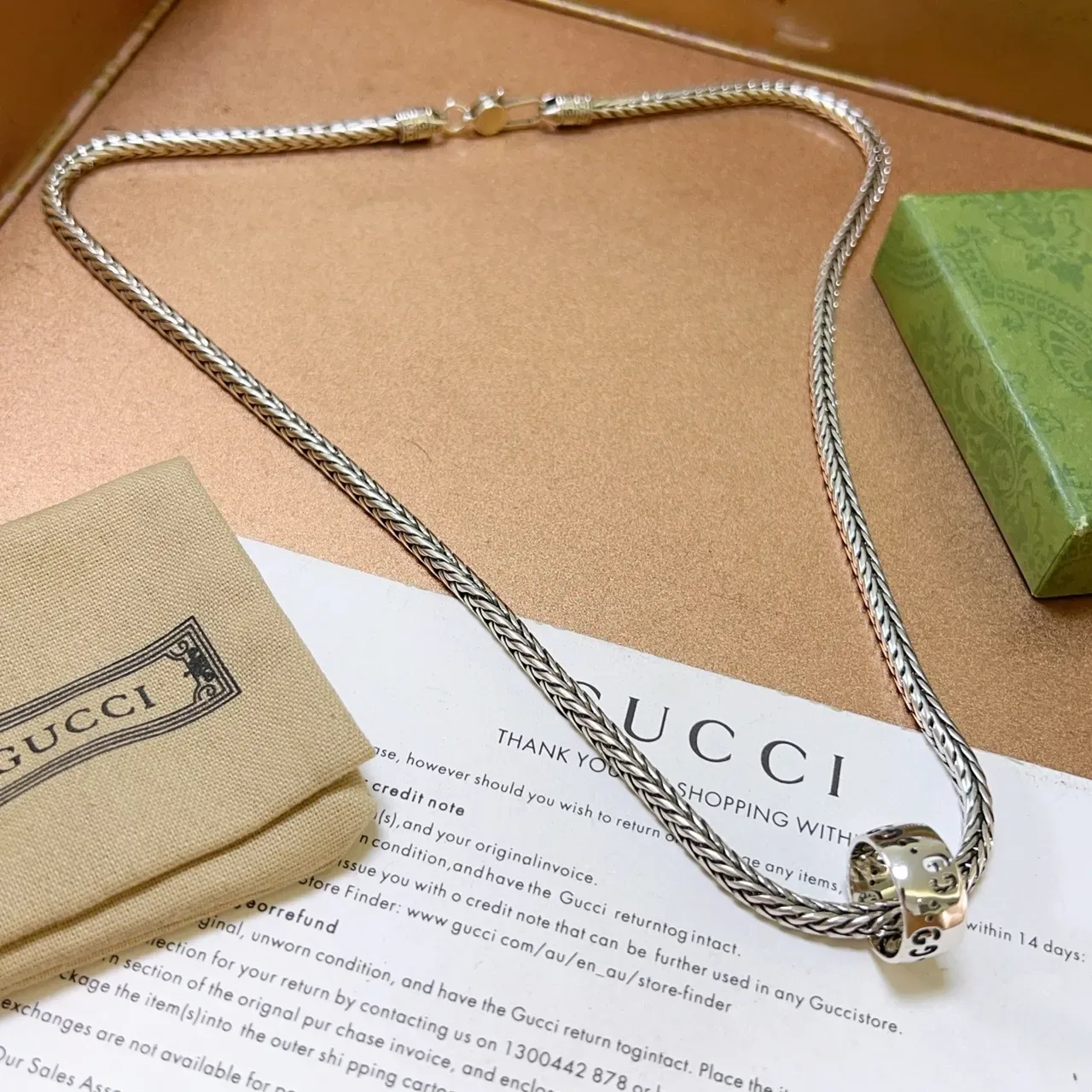 Gucci 银色编织小麦链 精美镂空吊坠 项链 3