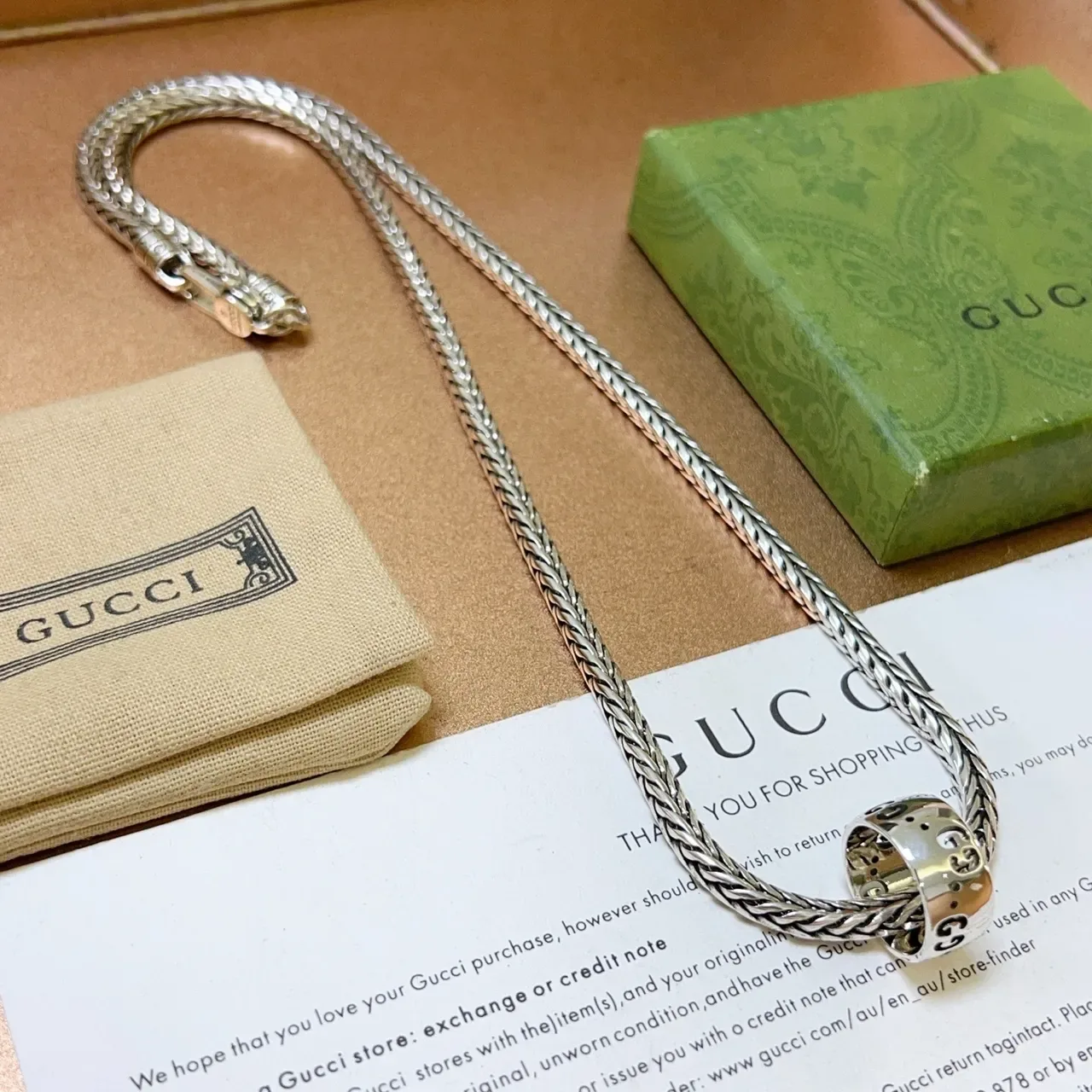 Gucci 银色编织小麦链 精美镂空吊坠 项链 4