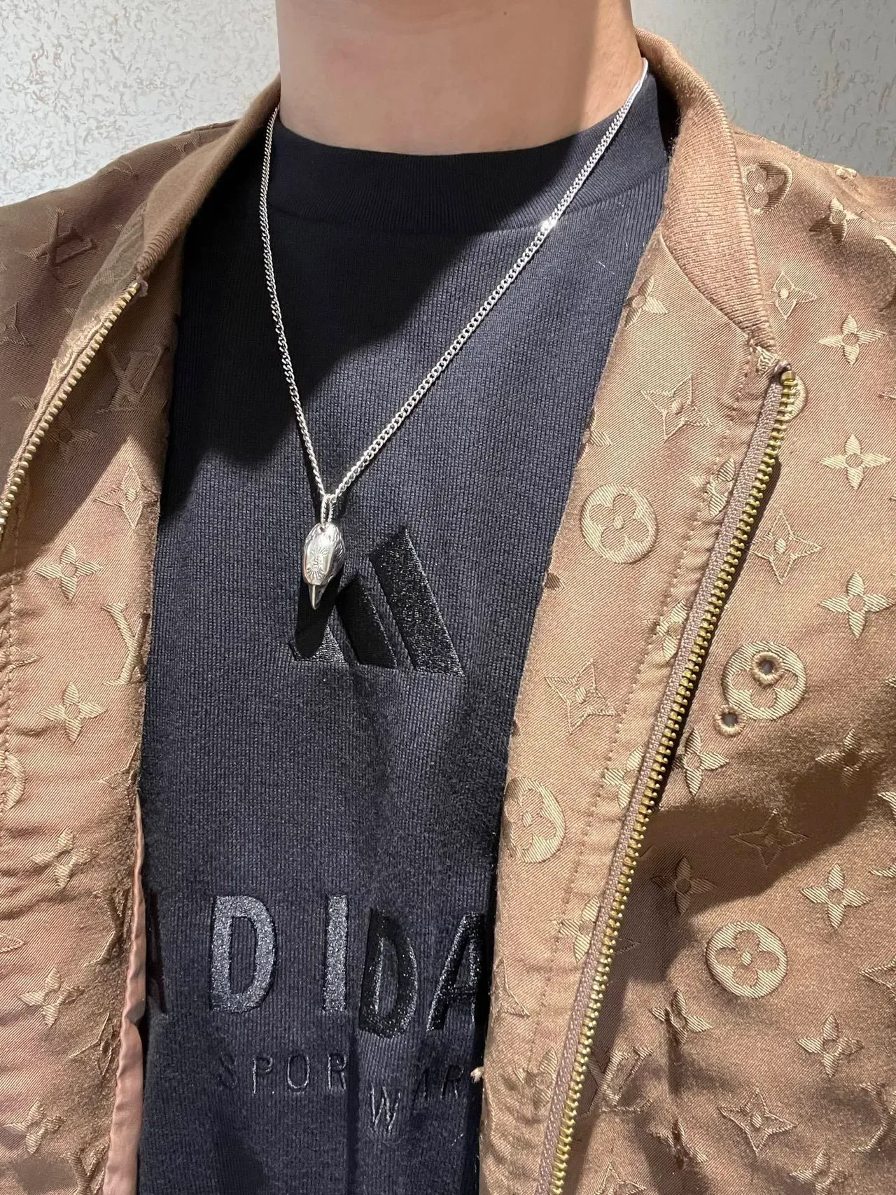 Gucci Silver Green Curb-Link Chain Sculpted Animal-Head Pendant Necklace 3