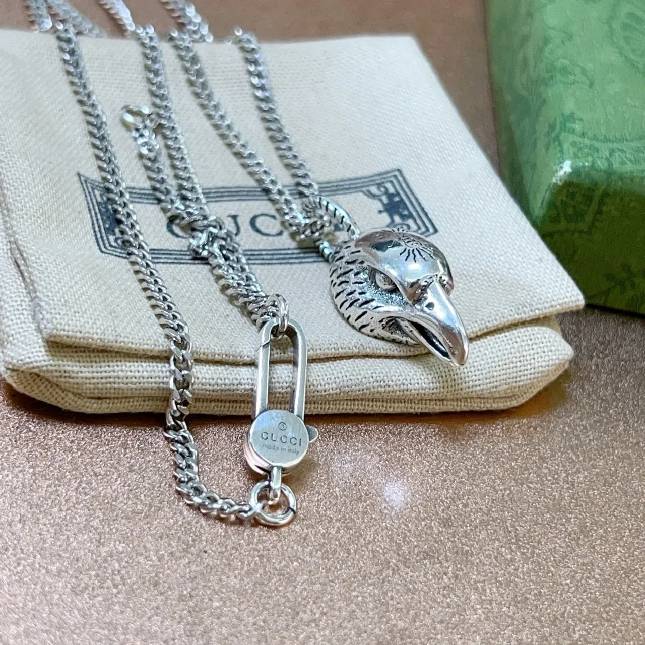 Gucci Silver Green Curb-Link Chain Sculpted Animal-Head Pendant Necklace 9