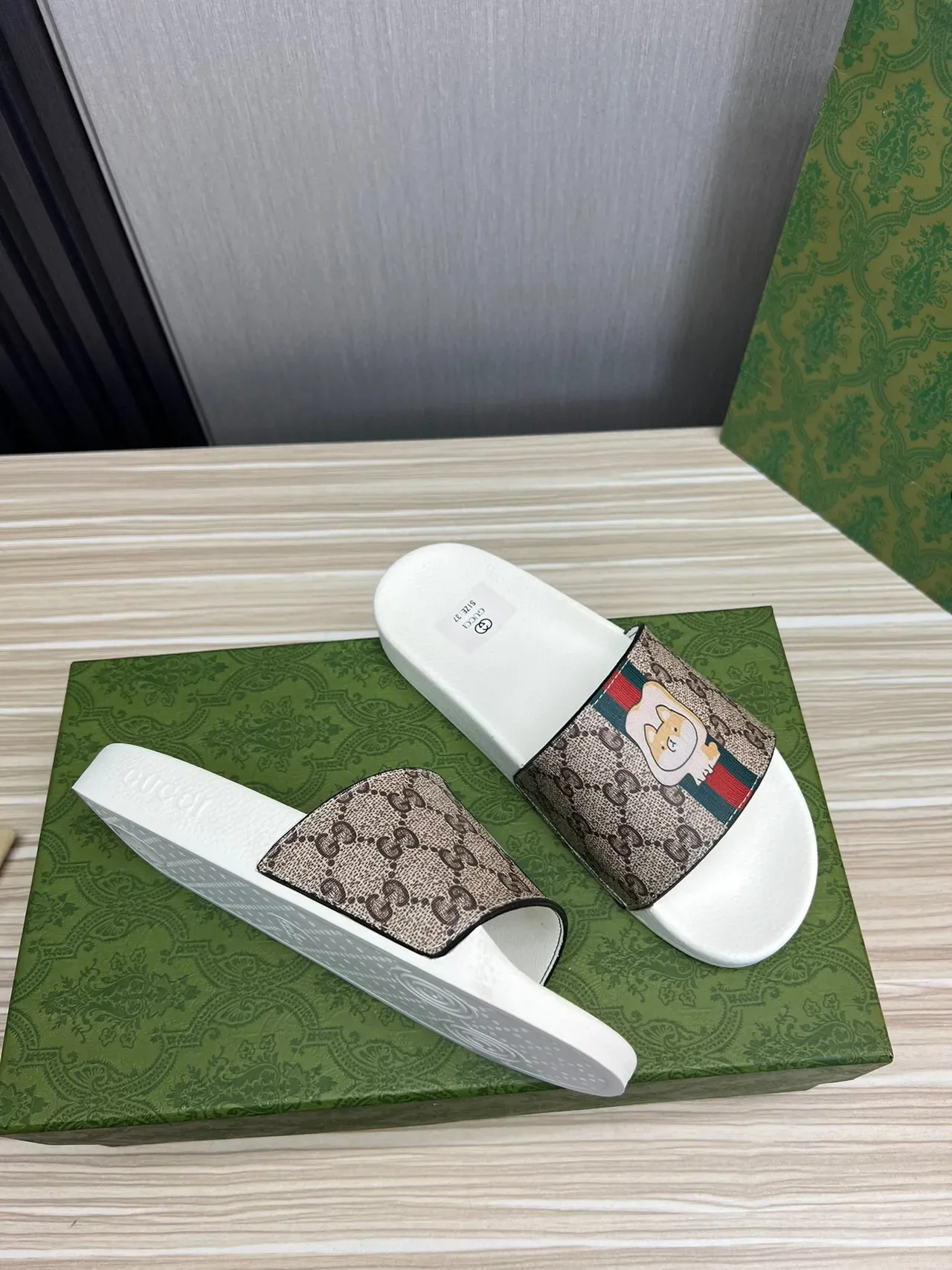 Gucci Slide Beige GG Canvas Web Stripe Cartoon Dog Slipper 5