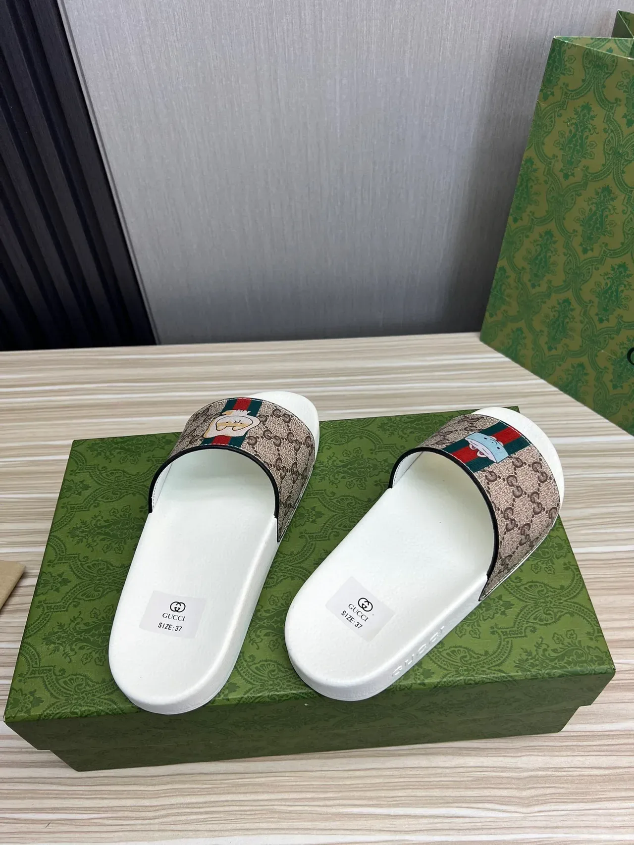 Gucci Slide Beige GG Canvas Web Stripe Cartoon Dog Slipper 6