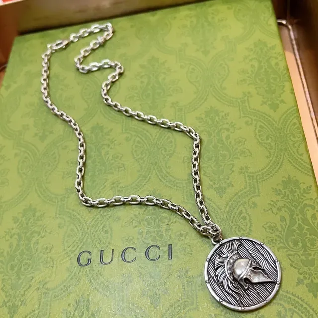 Gucci Spartan Helmet Medallion Silver Necklace 6