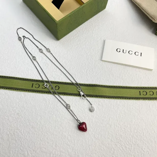 Gucci Strawberry Enamel Pendant Necklace 8
