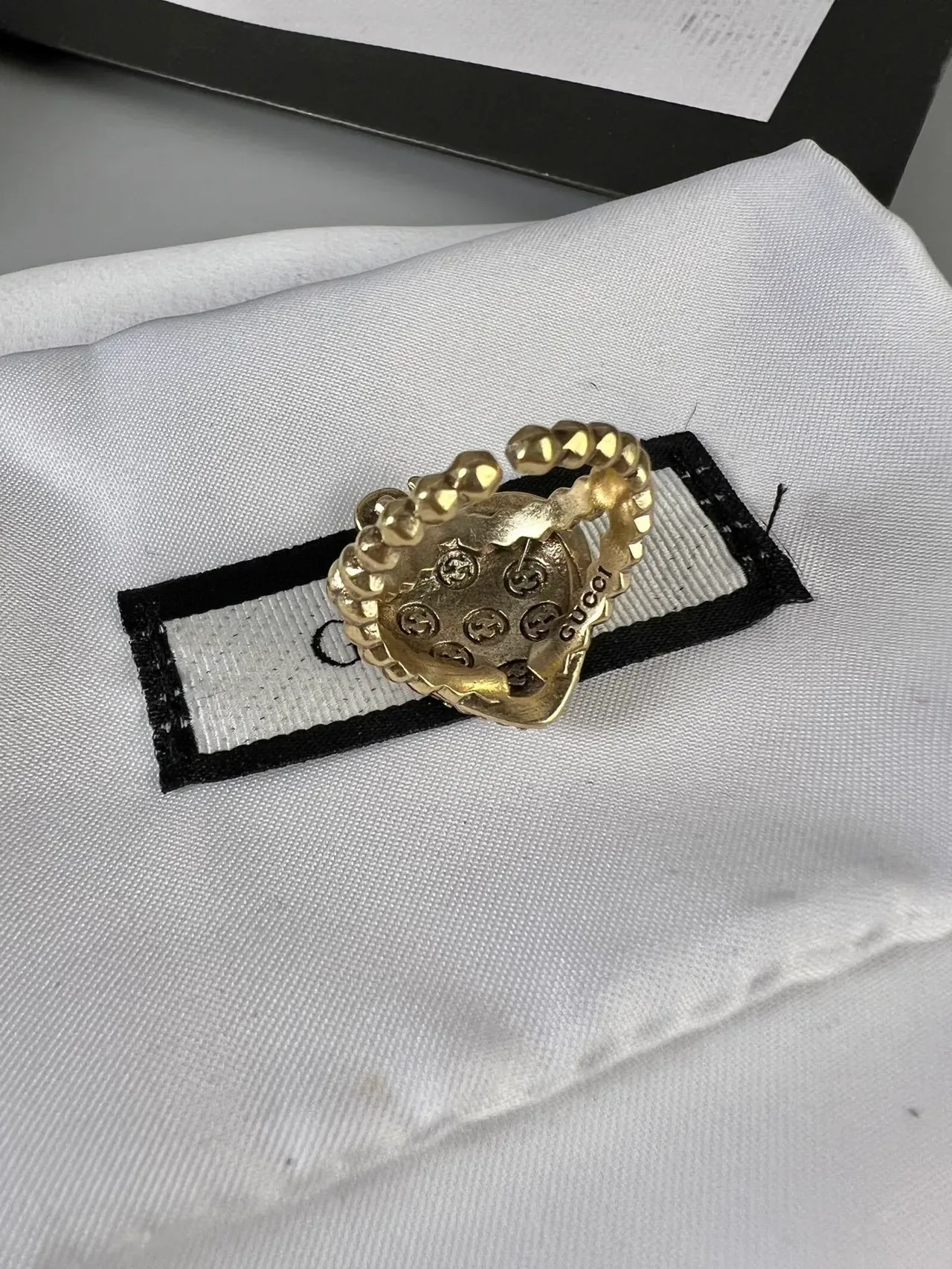 Gucci Strawberry Ring Gold Silver Pavé-Crystal Ring 2