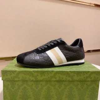 Gucci Tennis 1977 Zapatilla Lifestyle de Cuero Negro Embossado y Ante