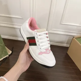 Gucci Tennis 1977 Blancos y rosados con rayas de malla zapatillas lifestyle