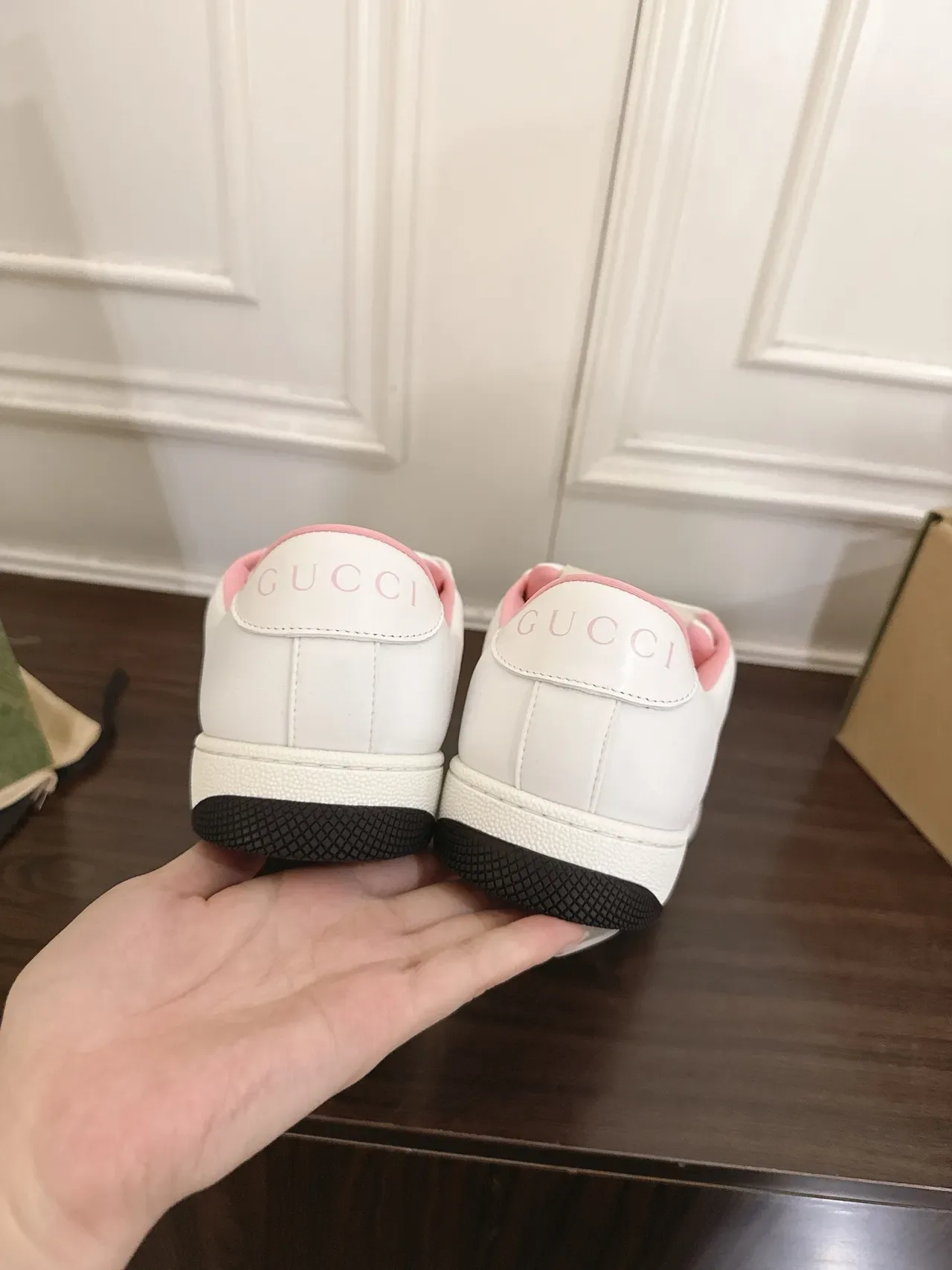 Gucci Tennis 1977 Blancos y rosados con rayas de malla zapatillas lifestyle 3
