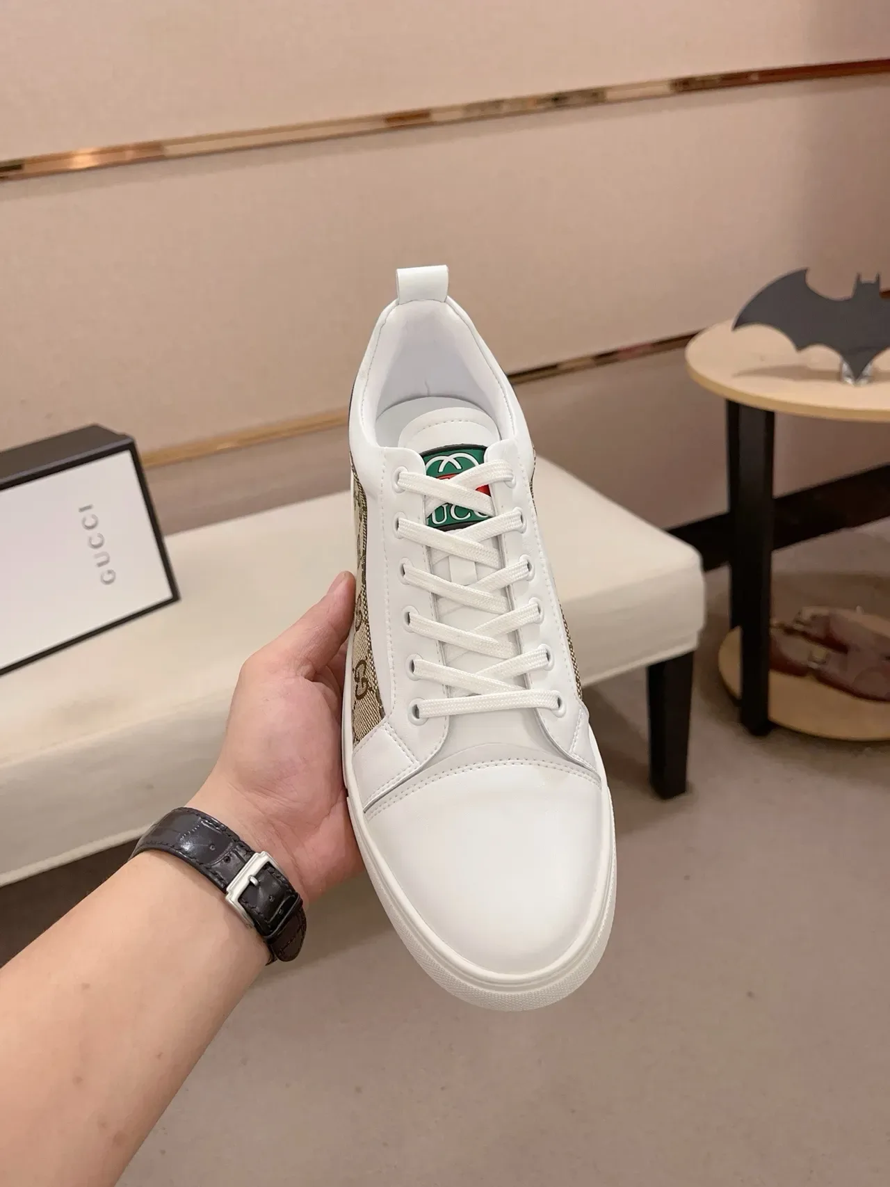Gucci Tennis 1977 branco bege verde vermelho tênis lifestyle 2