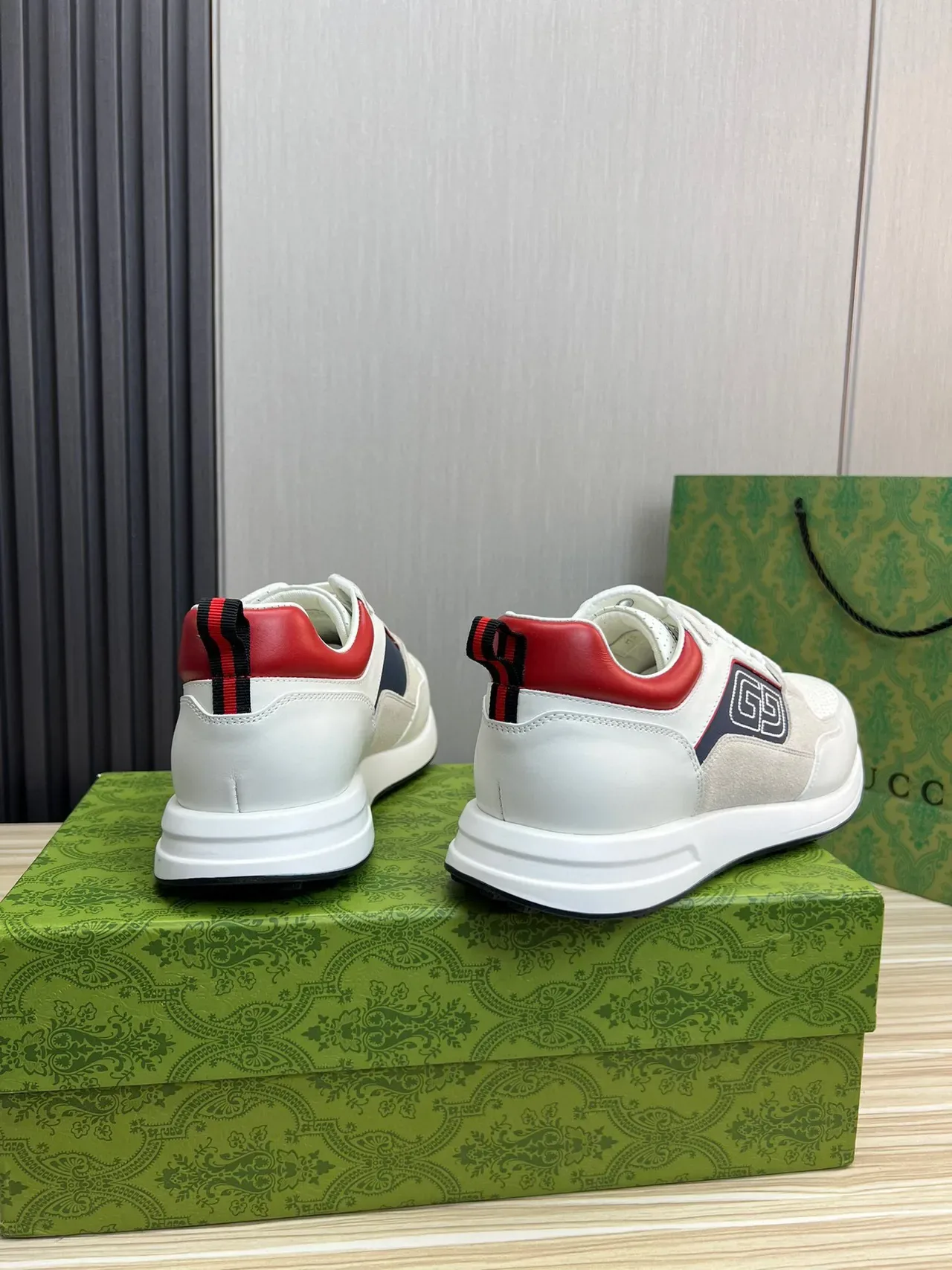 Gucci Tennis 1977 Blanc Beige Marine Rouge Sneakers Lifestyle 3