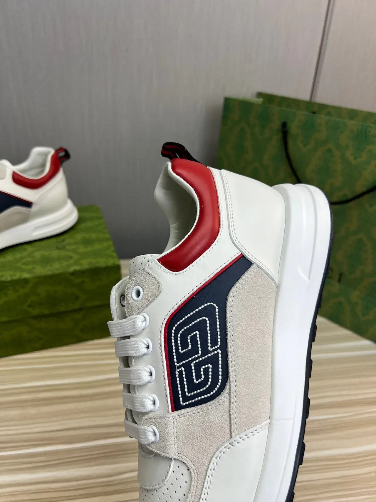 Gucci Tennis 1977 Blanc Beige Marine Rouge Sneakers Lifestyle 9