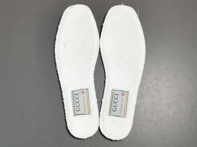 Gucci Tennis 1977 Blanc Vert Rouge Rayures Web Sneakers Lifestyle 2
