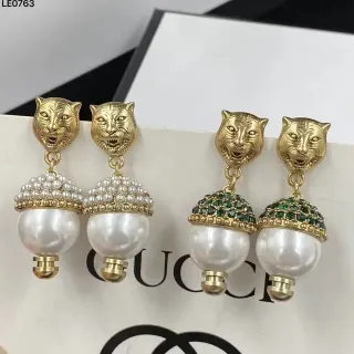Gucci أقراط قطرة رأس النمر من اللؤلؤ والأحجار الكريمة