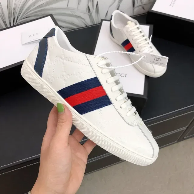 Gucci Blancas Marino Embossadas GG Monograma Detalle Franja Web Zapatillas Lifestyle 2