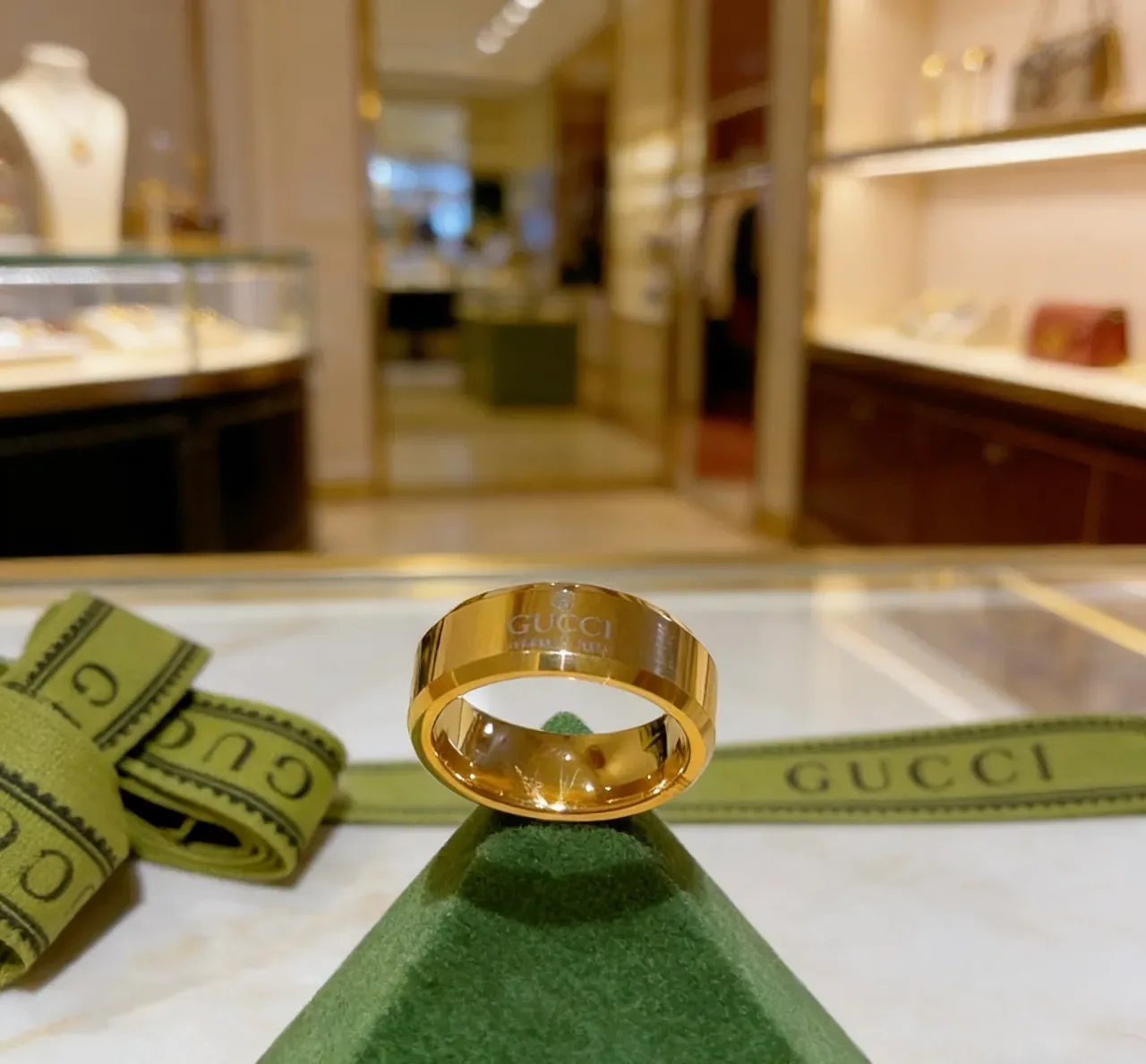 Gucci Bague Bande Large Or Poli 6