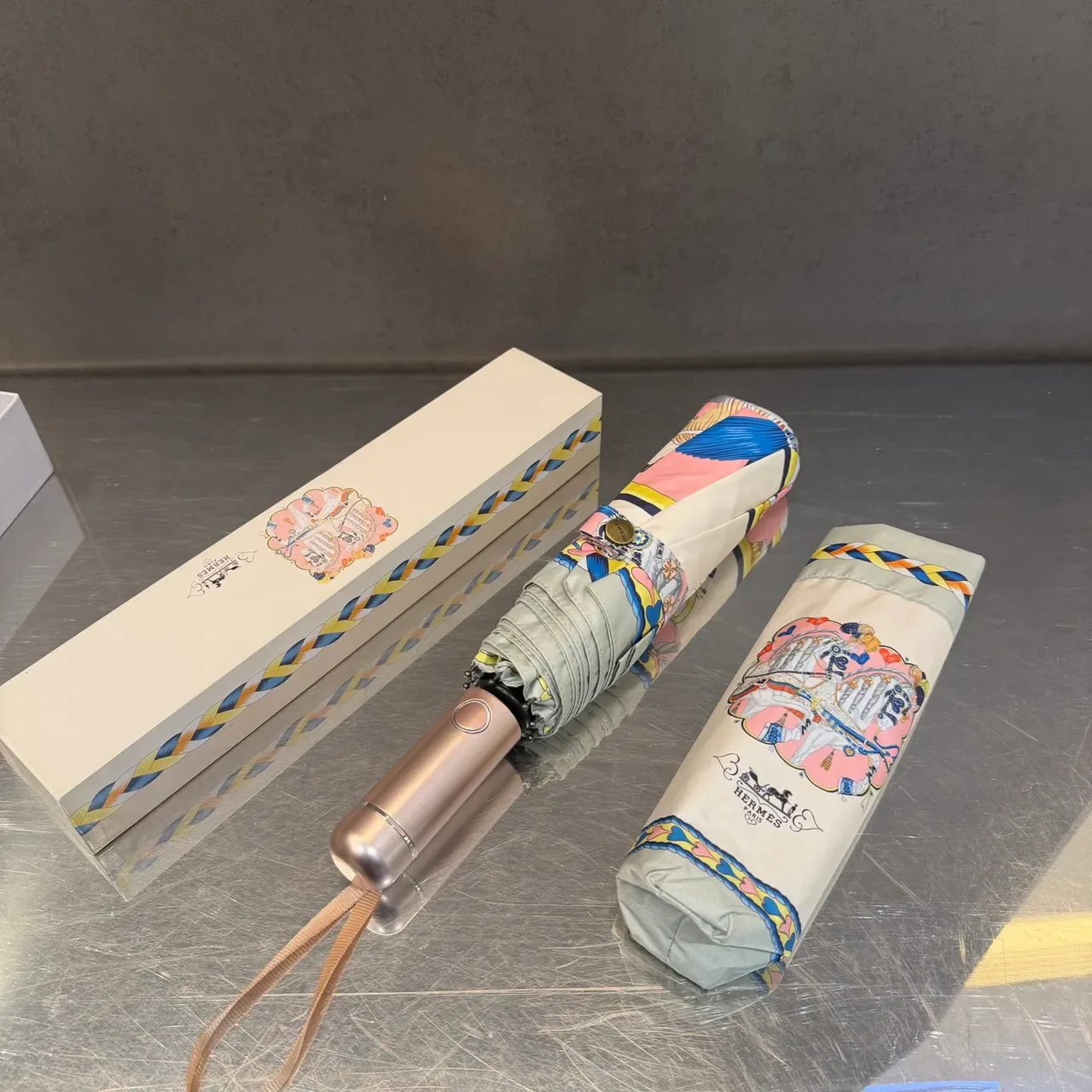 爱马仕 米粉色 马术印花 精美边框 手提包 5