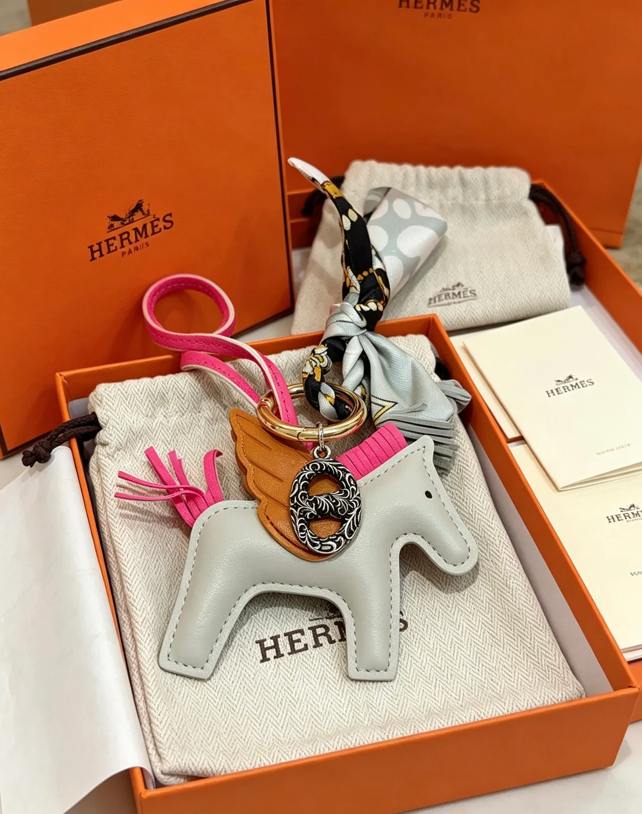Hermès Marrom Rosa Couro Granulado Alça Superior Bolsa Boston 6