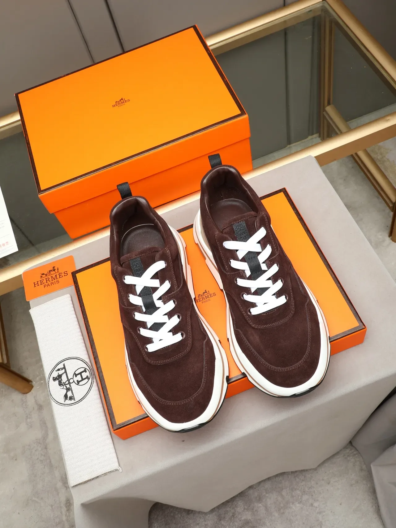 Hermès Zapatilla Lifestyle Marrón Ante Suela Gruesa 2