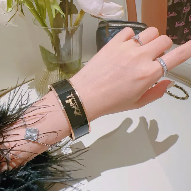 Hermès Caleche Black Gold Rigid Bangle Enamel Bracelet 8