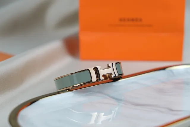 Hermès Clic H Or Gris Bracelet Rigide à Fermeture 7