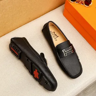 Hermès Constance Loafer 黑色红色纹理皮革 H-Logo 胸章