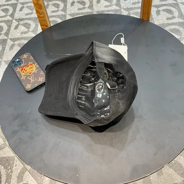 Hermès सिलाई Logo ग्रेडिएंट काला बेसबॉल कैप 7