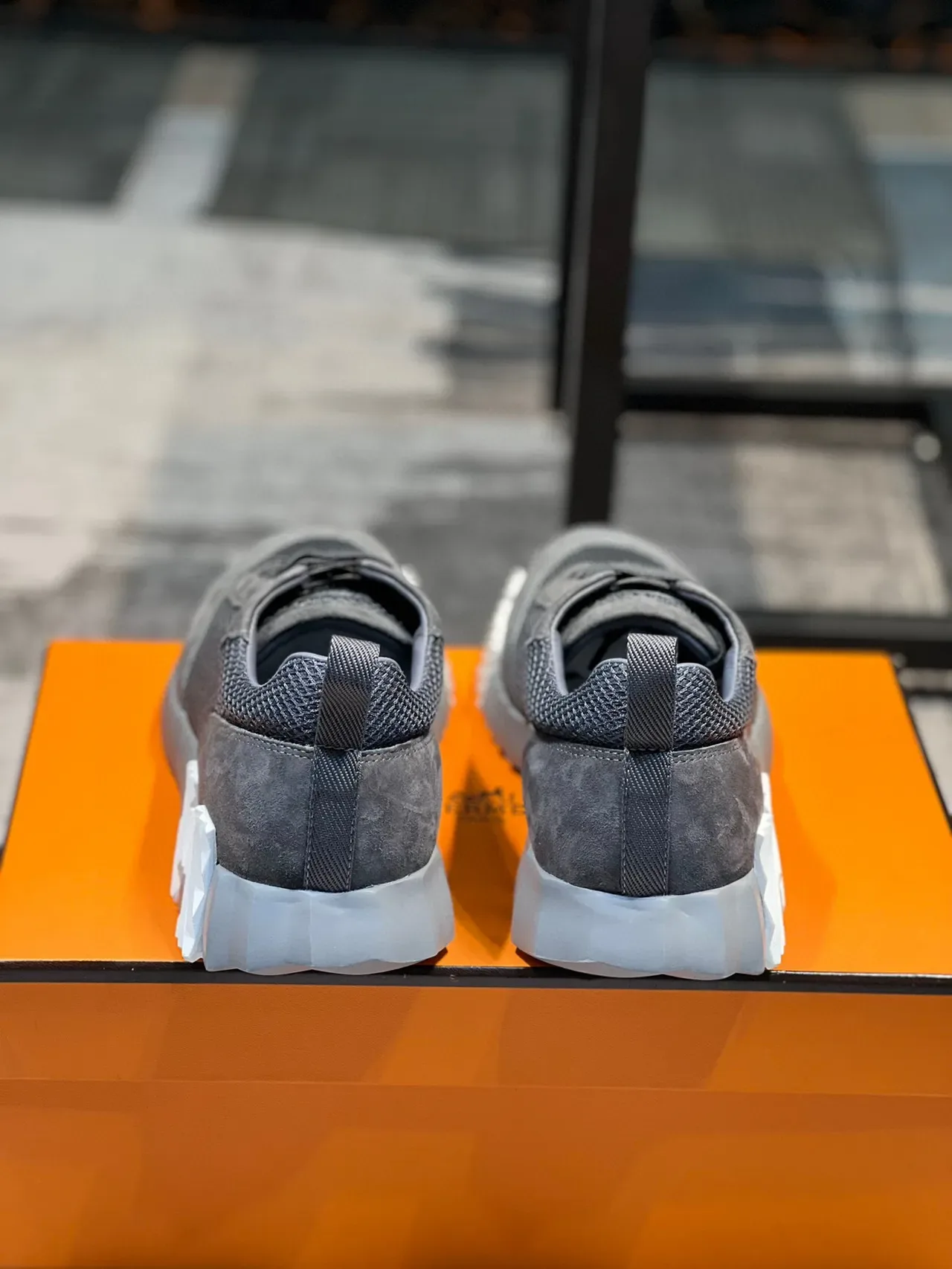 Hermès H-Ride Chaussures lifestyle gris maille suédé 3