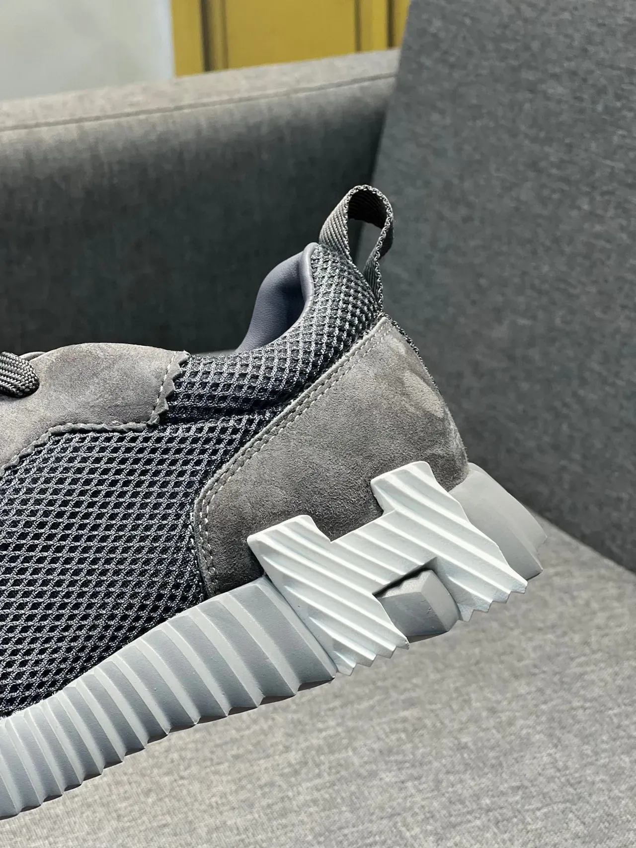 Hermès H-Ride Chaussures lifestyle gris maille suédé 8