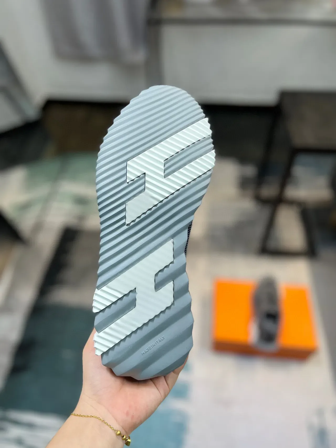 Hermès H-Ride Chaussures lifestyle gris maille suédé 9