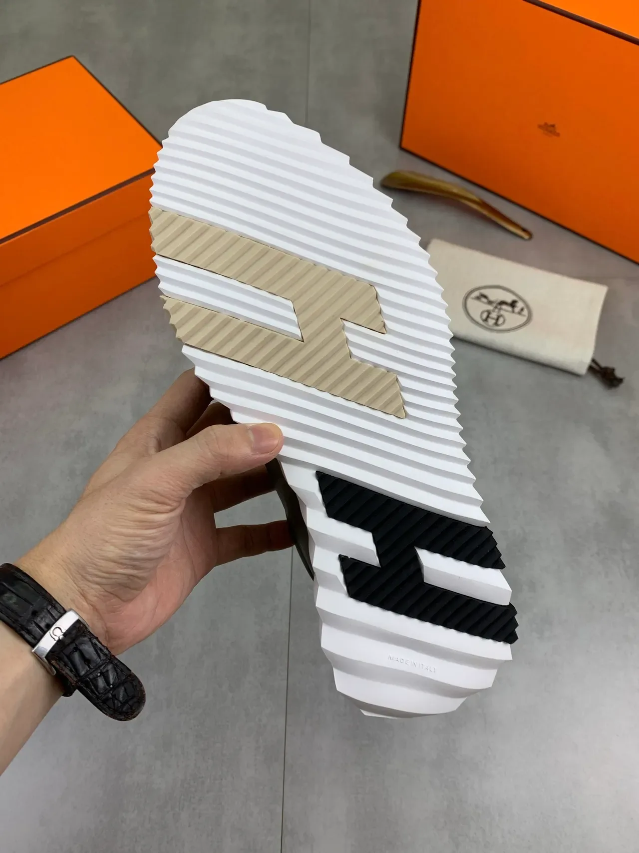Hermès 橄榄绿 皮革-麂皮 生活方式运动鞋 3