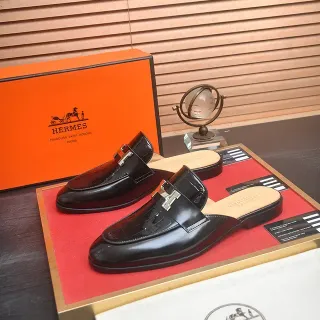Hermès Oran 黑米色 亮面皮革 H形金属扣 乐福鞋