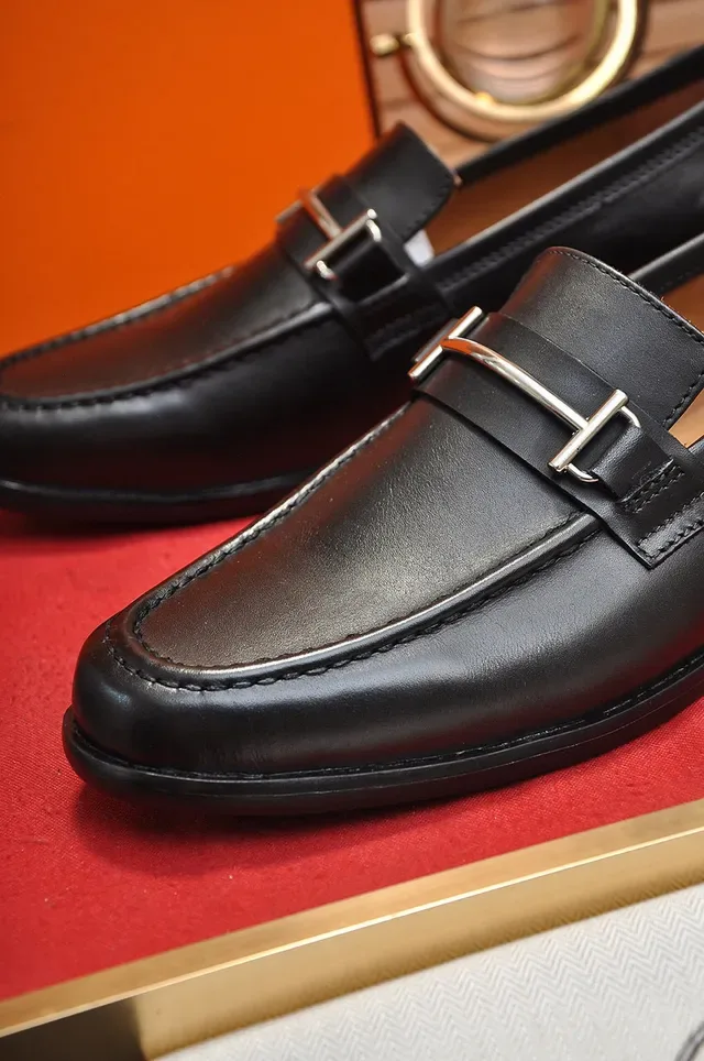 Hermès Oran Black Leather Horsebit Loafers 4