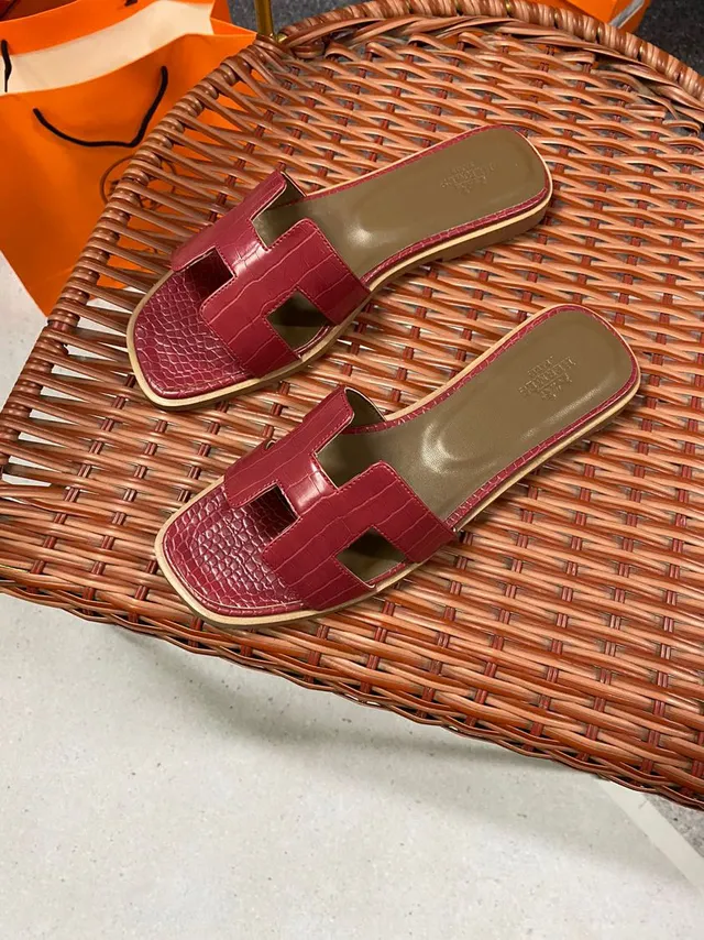 Hermès Oran Crocodile-Embossed Red Slippers 4