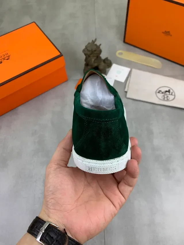 Hermès Oran Green White Suede Upper Metal H-Buckle Hardware Loafer 4