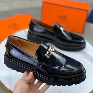 Hermès Oran লুফার কালো প্যাটেন্ট লেদার H-Buckle স্লিপ-অন লুফার