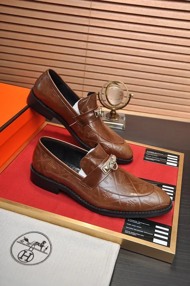 Hermès Oran 棕色 压花皮革 银扣 乐福鞋 5