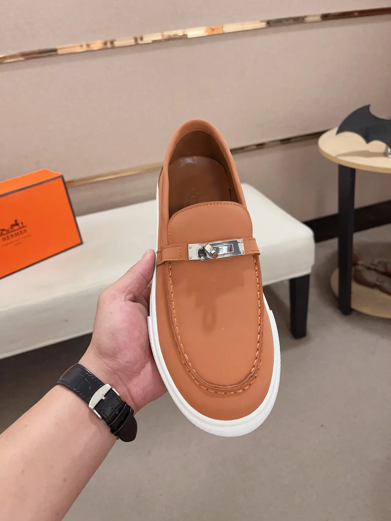 Hermès Oran orange blanc slip-on H-Stirrup Hardware loafer 5
