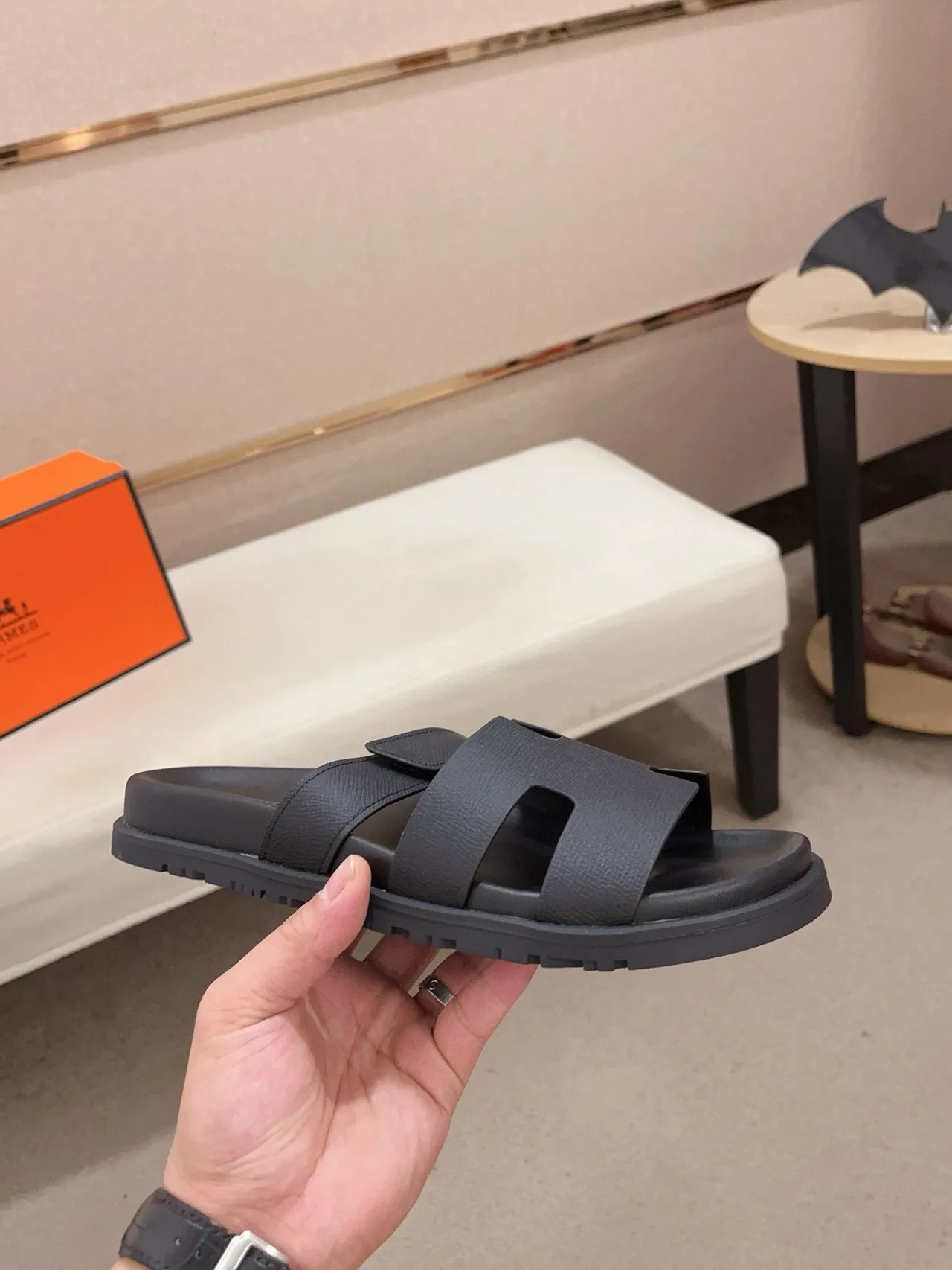 Hermès Oran Slide Sandales Noires Casuales 4