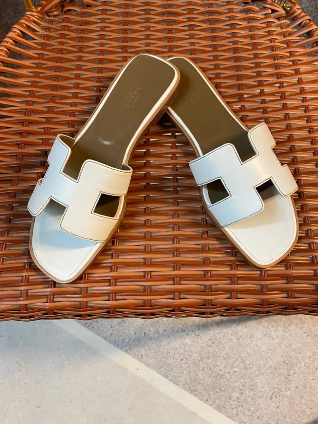 Hermès Oran Slide Two-Tone Light Blue and Cream Leather Slippers 4