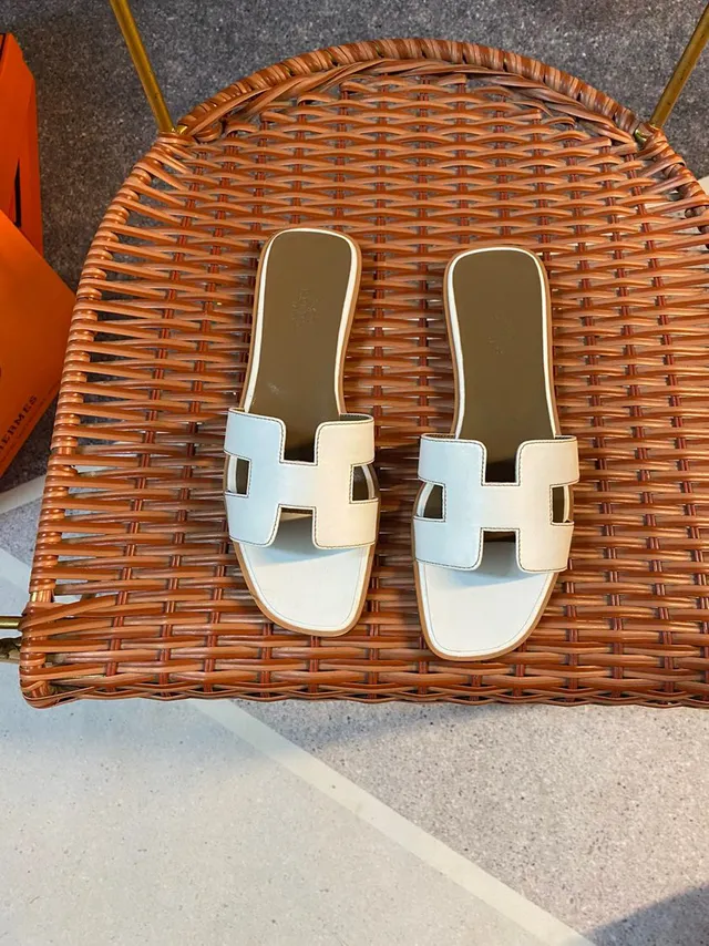Hermès Oran Slide Two-Tone Light Blue and Cream Leather Slippers 6