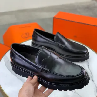 Hermès Penny Loafer 黑色抛光皮革厚底镂空鞋底乐福鞋