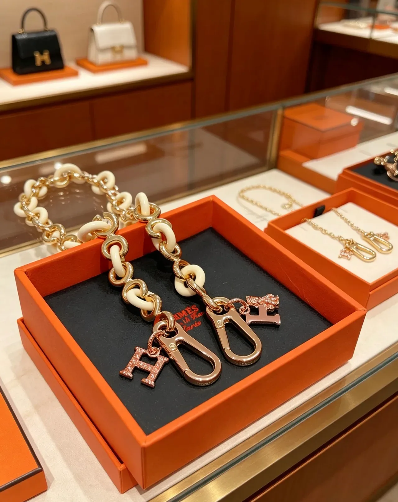Hermès Picotin Lock Mini Off-White রেজিন চেইন হ্যান্ডব্যাগ 4