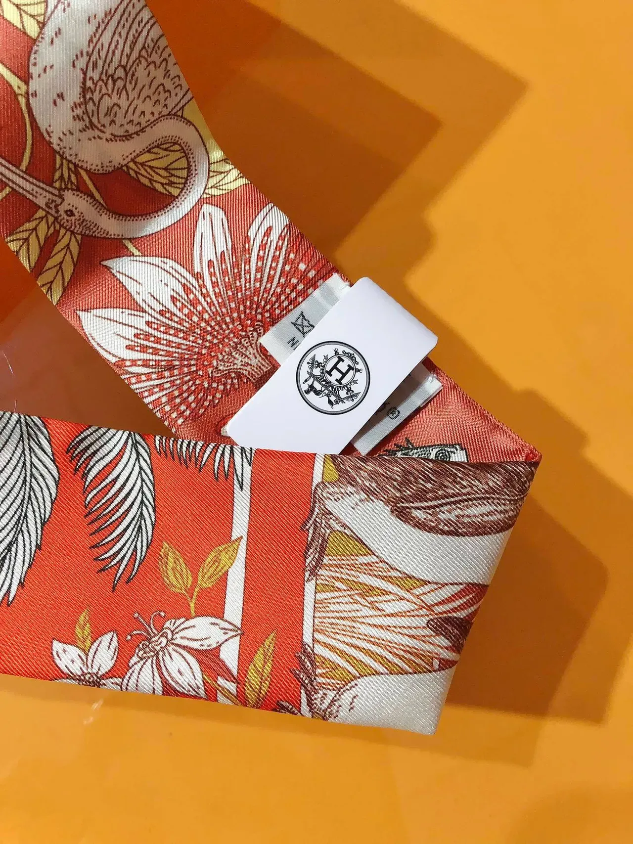 Hermès Precious Paradise Twilly écharpe en soie rouge 5