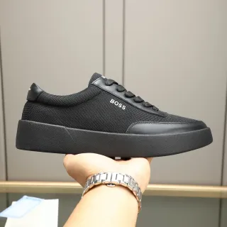 Hugo Boss काला जाली और चमड़े का प्लेटफॉर्म लाइफस्टाइल स्नीकर