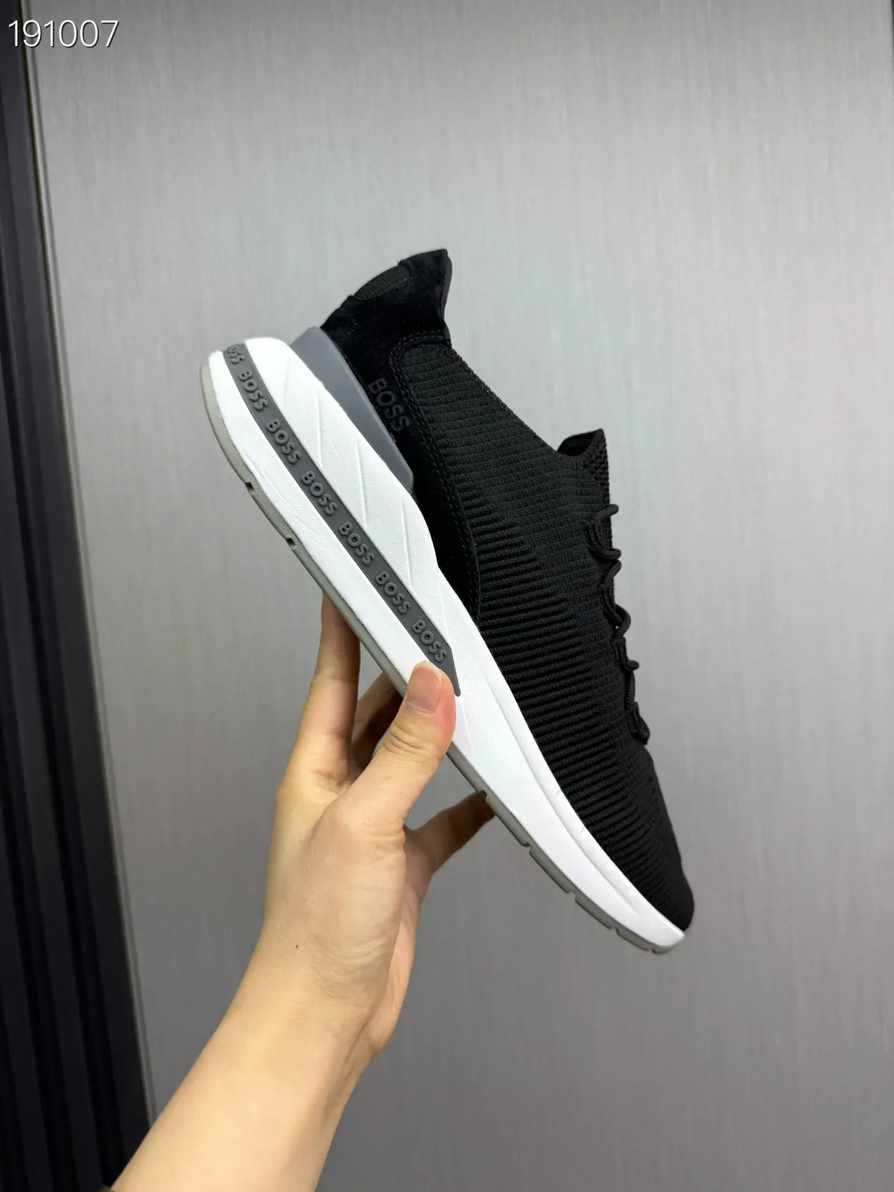 Hugo Boss Black White Knit Upper Ribbed Texture Lifestyle Sneakers 4