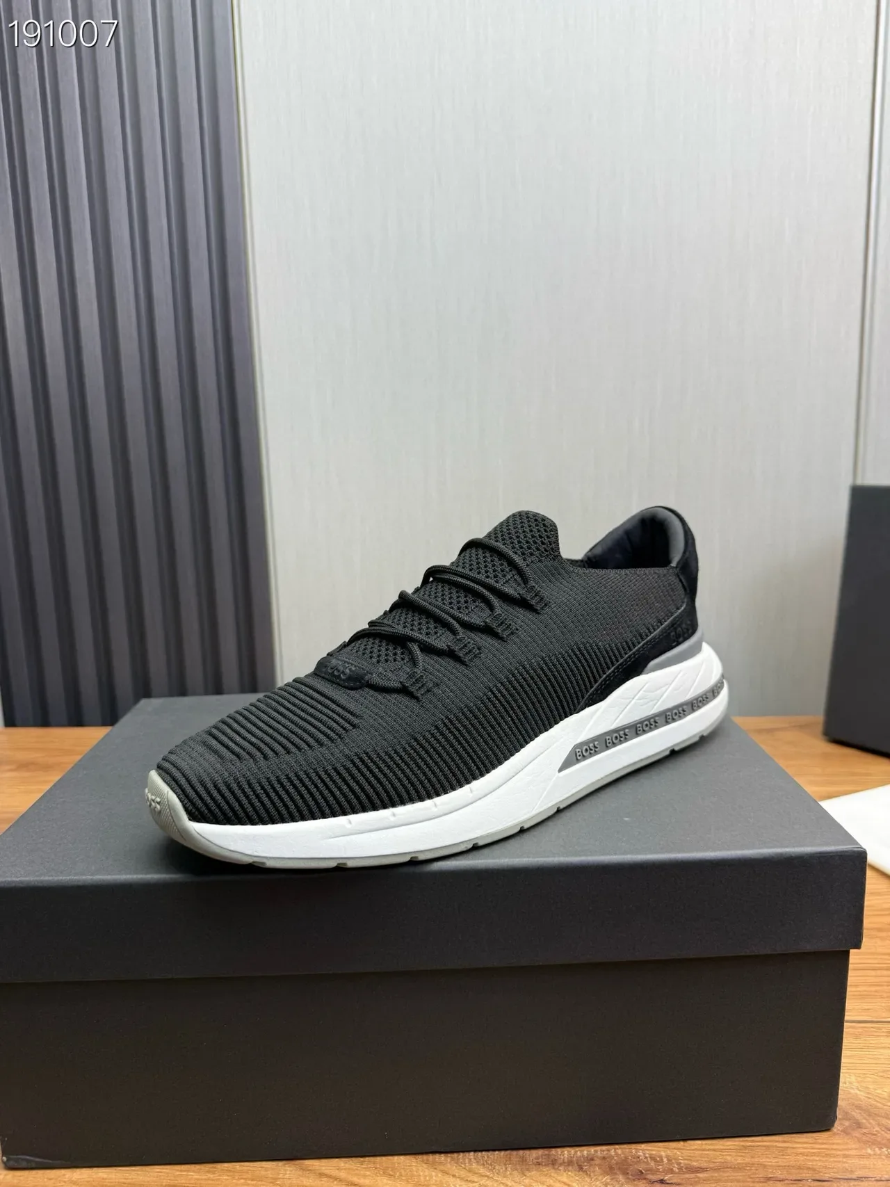 Hugo Boss Black White Knit Upper Ribbed Texture Lifestyle Sneakers 6