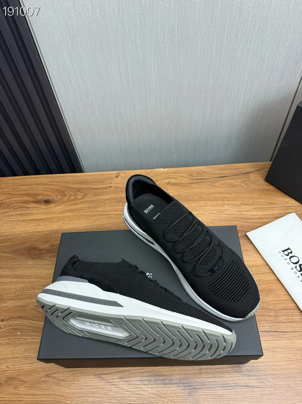 Hugo Boss Black White Knit Upper Ribbed Texture Lifestyle Sneakers 7