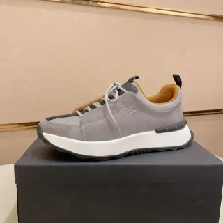 Hugo Boss 灰色麂皮平台运动鞋