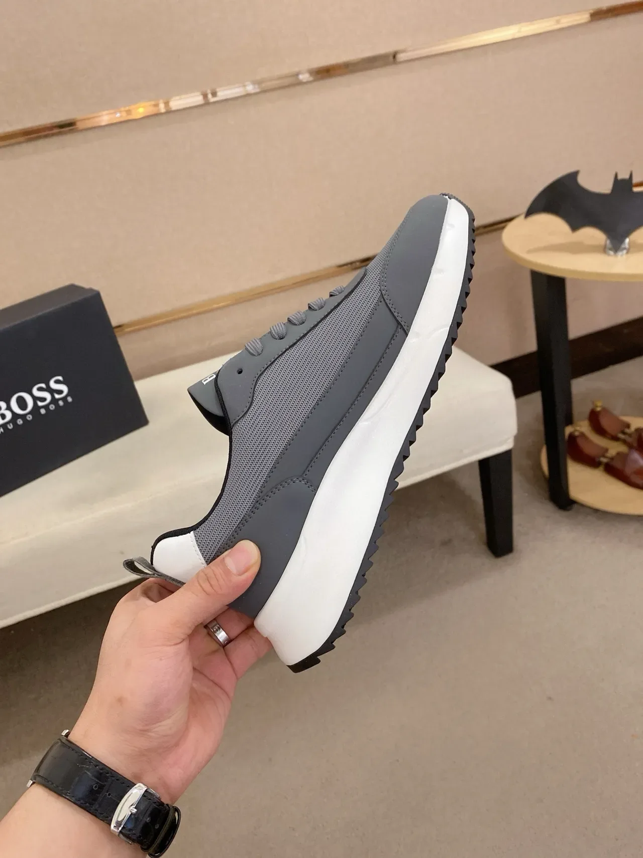 Hugo Boss Gray White জাল এবং সিন্থেটিক উপর নকশাকৃত মিডসোল জীবনধারা স्नিকার 5